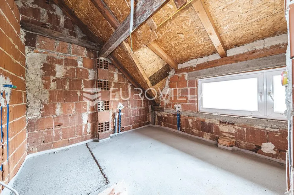 zaprešić okolica, brdovec, predivna kuća s 3 garaže 316 m² - slika 16
