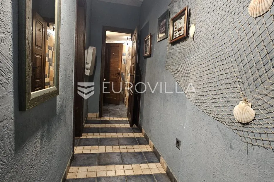 crikvenica, najam restorana s terasom u centru, uređen, terasa, pogled na more - slika 6