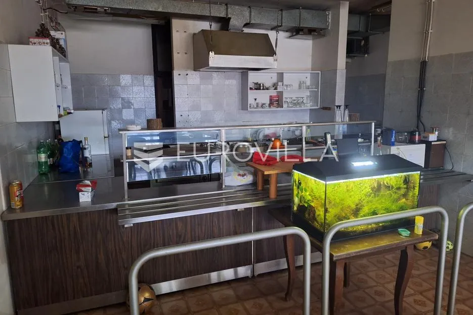 vojnić, proizvodna hala i skladište 9000 m² na parceli od 25000 m², višenamjenska mogućnost - slika 33