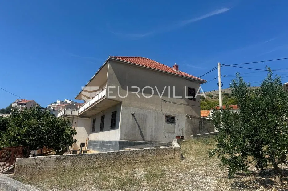 trogir, seget donji, kuća za adaptaciju - slika 4