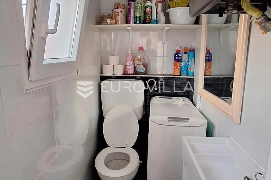 pula, centar: adaptiran trosoban stan 51 m², 100 m od arene, 1. kat, vrhunska lokacija - slika 15