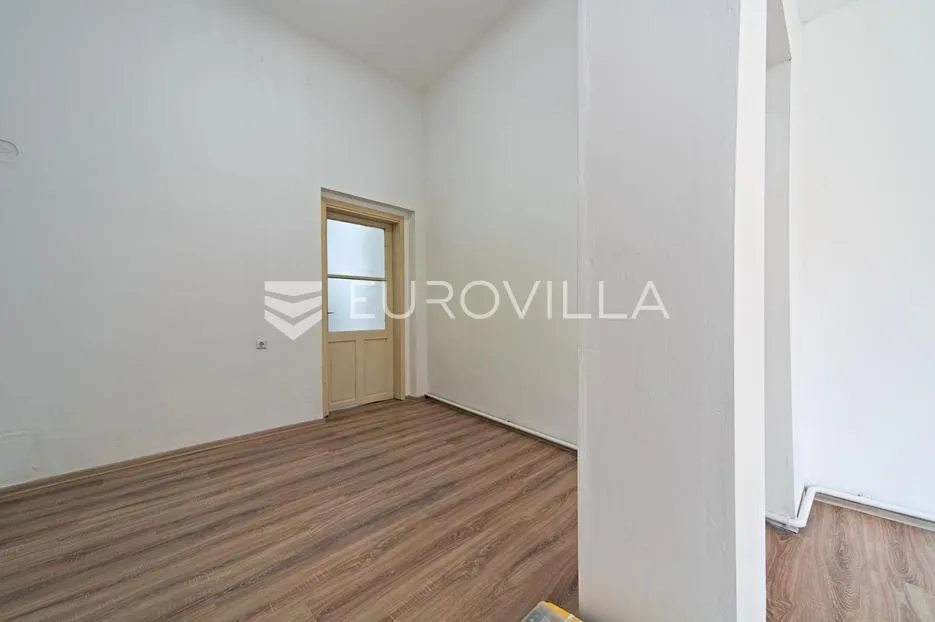 osijek, gornji grad, novouređeni dvoetažni stan 80 m² - slika 5