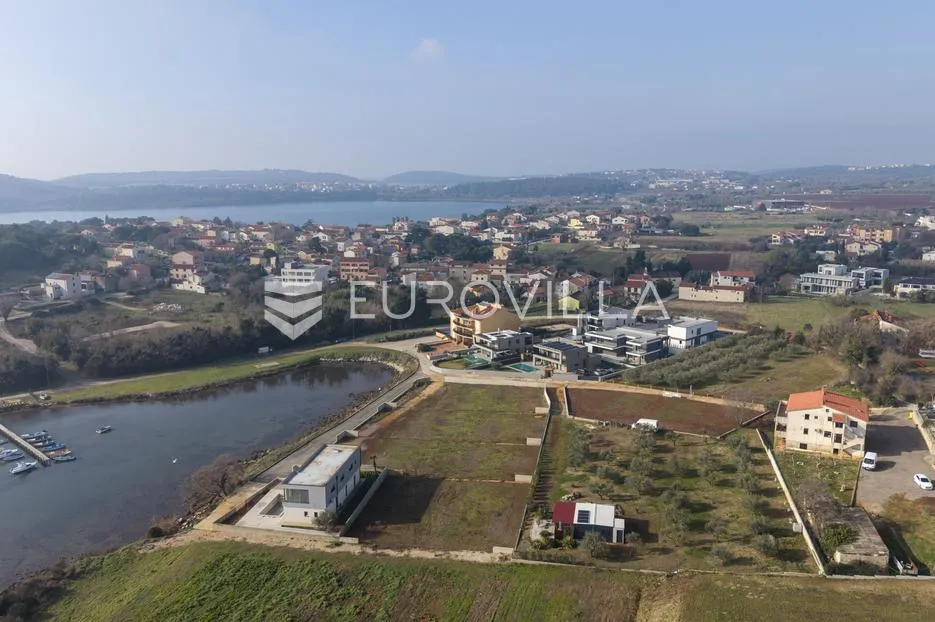 istra, pomer, građevinsko zemljište 511 m², 80 m od mora, pogled na more - slika 3