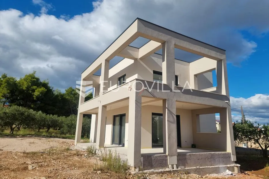vodice, moderna kuća s bazenom, 190,58 m² - slika 7