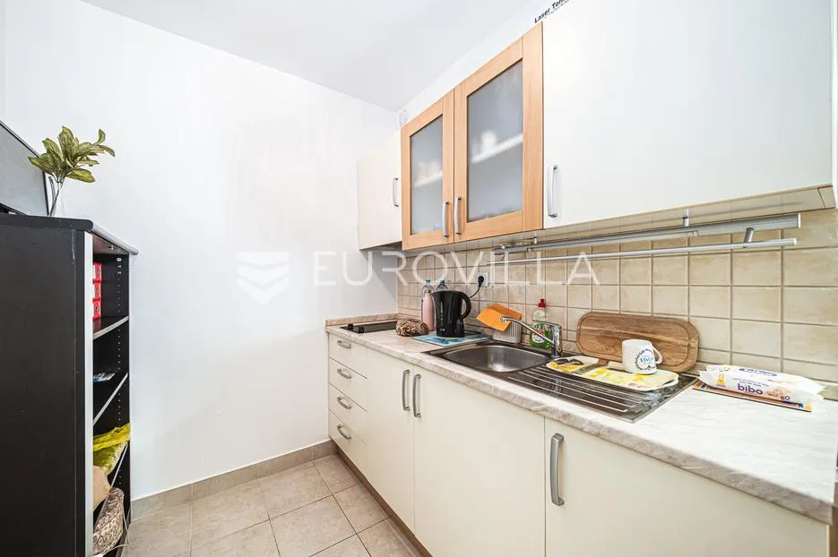 zagreb, prečko, komforan dvosoban stan 51 m² - slika 7