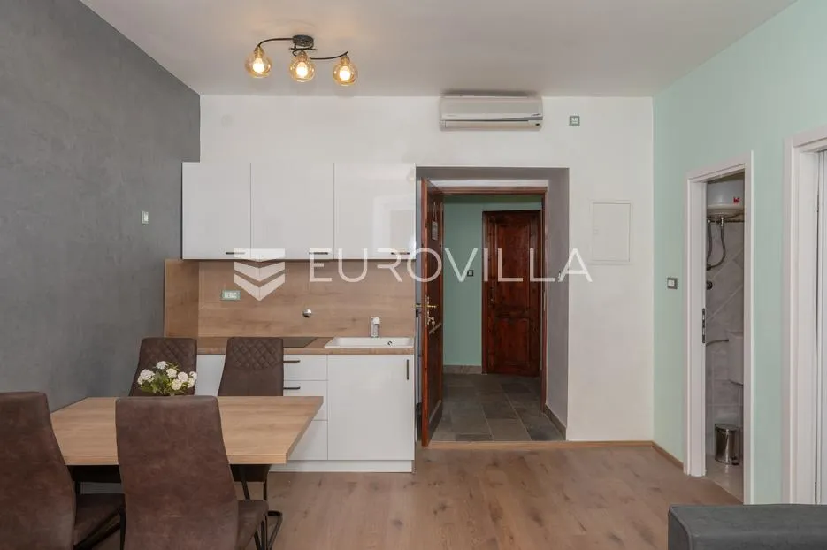 rijeka, centar, peterosoban stan 97 m² s dvije odvojene stambene jedinice - slika 3