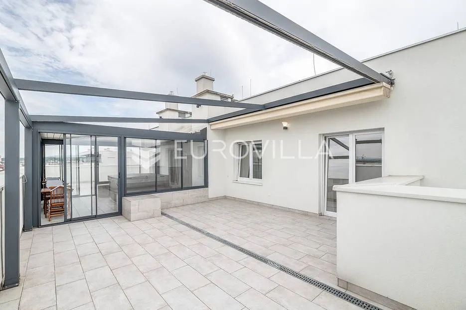 zagreb, dubrava, luksuzan penthouse s terasom i jaccuzijem - slika 18