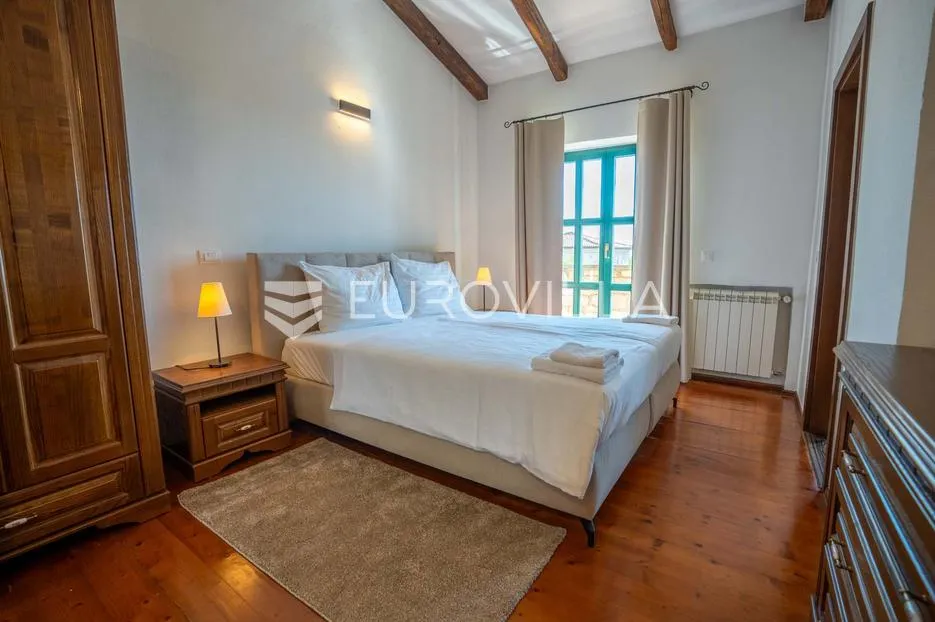 istra, sveti lovreč, kamena vila 263 m² s bazenom, velikim vrtom i pogledom na more - slika 11