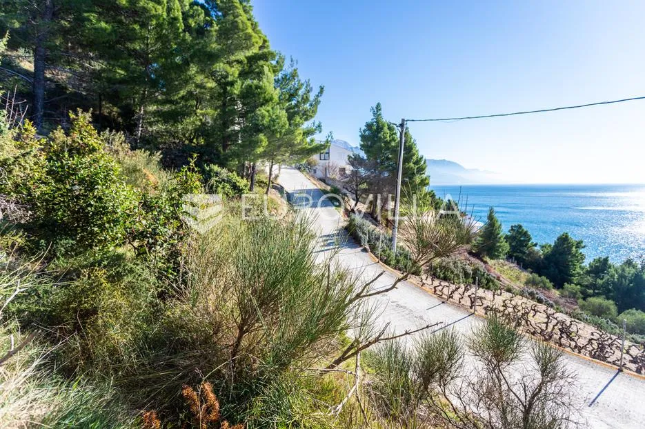 omiš, marušići, atraktivno građevinsko zemljište površine 537 m² - slika 3