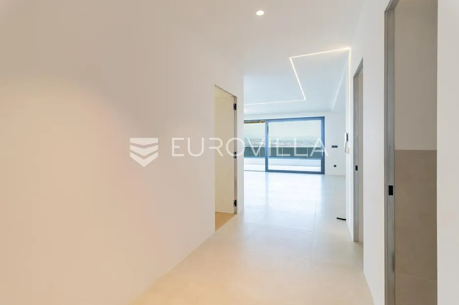 opatija, luksuzan četverosoban stan u novogradnji s pogledom na more 144 m² - slika 10