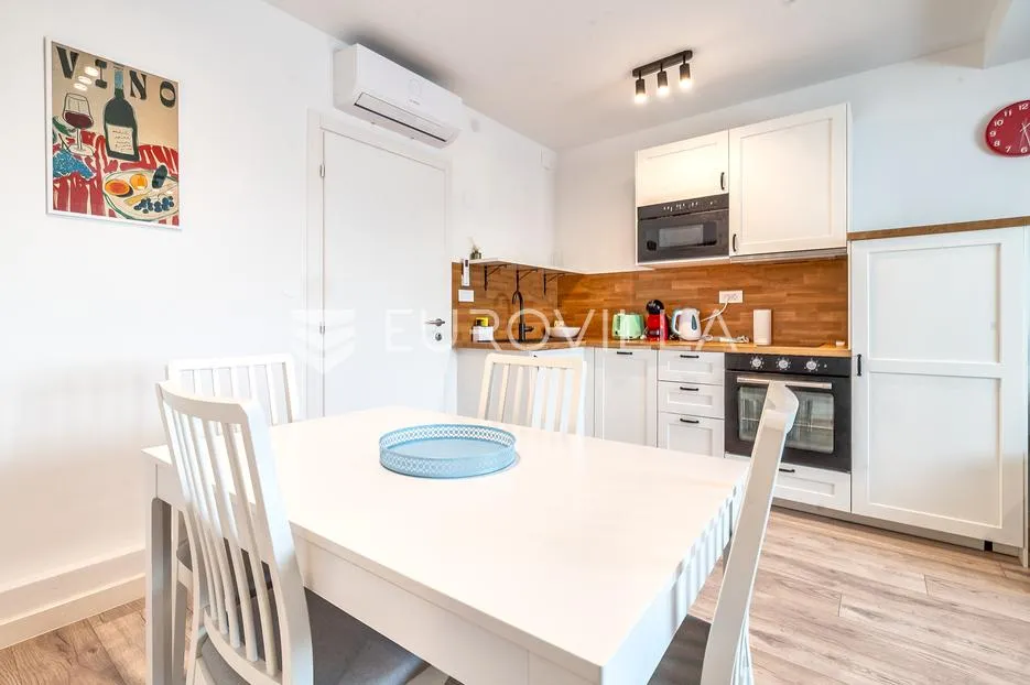 zagreb, gundulićeva, ilica, stan/ 3 apartmana, 159 m², poslovna prilika - slika 12