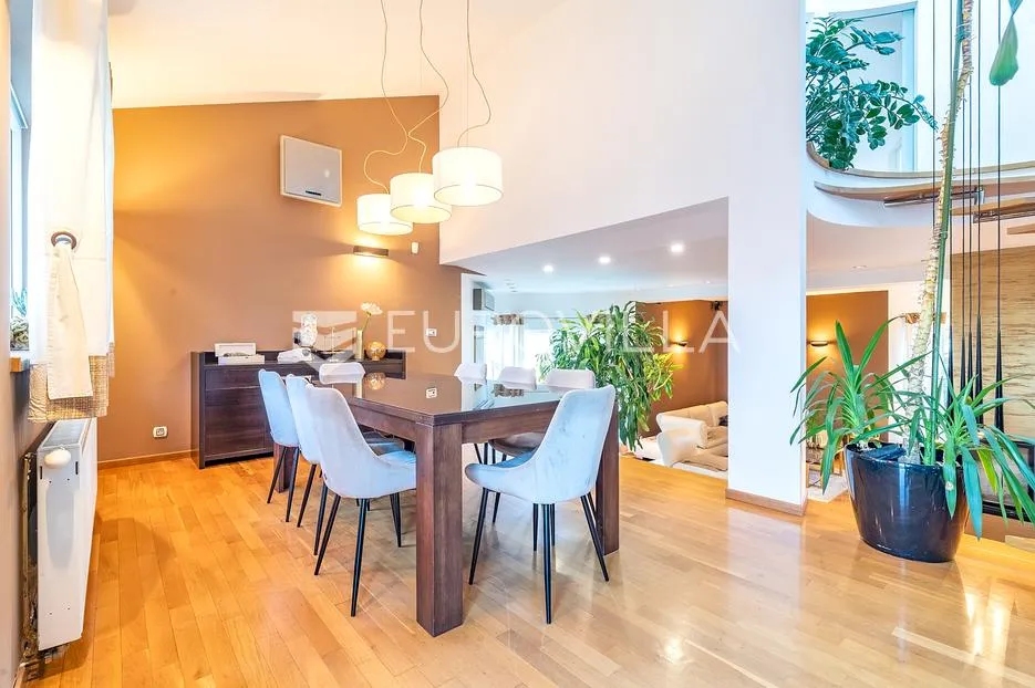 samobor, vrhovčak, luksuzna kuća 340 m² s dvorištem veličine 588 m² - slika 6