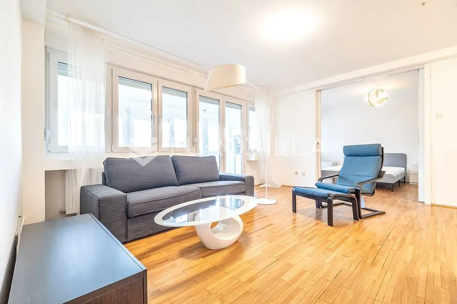Zagreb, Medveščak, Radićevo šetalište prekrasan trosoban stan 90 m²
