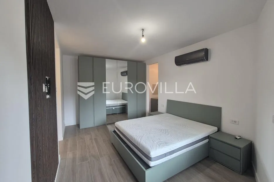 istra, poreč, dvosoban stan na 300m od mora - slika 10