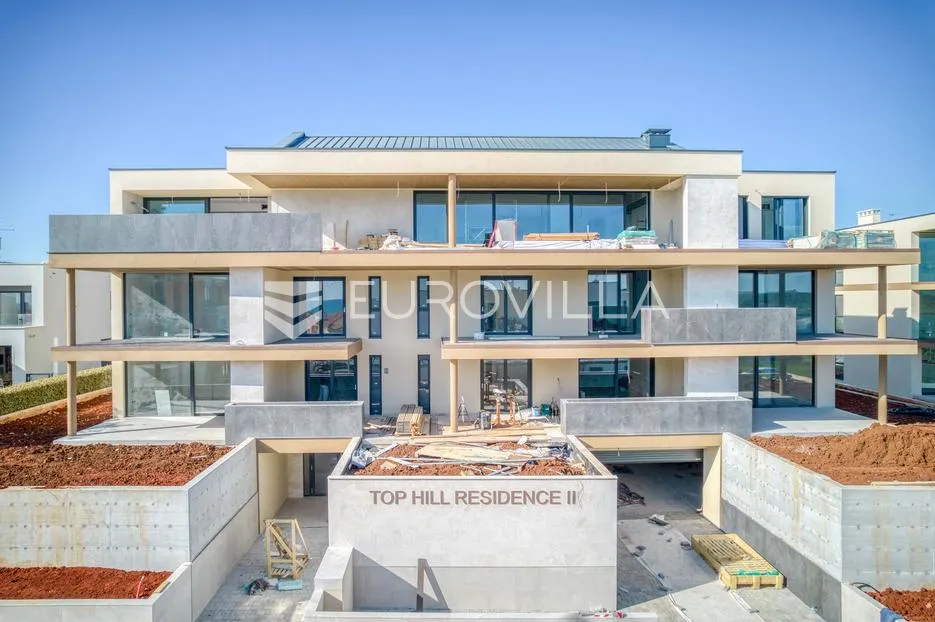 istra, novigrad, stan s 2 spavaće sobe s vrtom u prizemlju 115 m², parkirno mjesto - slika 14