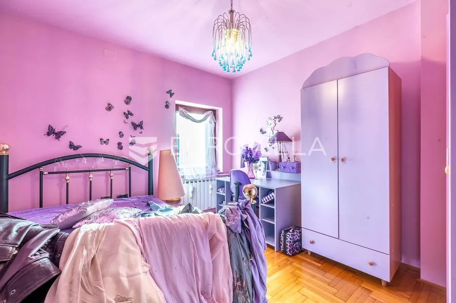 samobor, obiteljska kuća 553 m² na građevinskoj parceli 6985 m² s pogledom na grad - slika 7