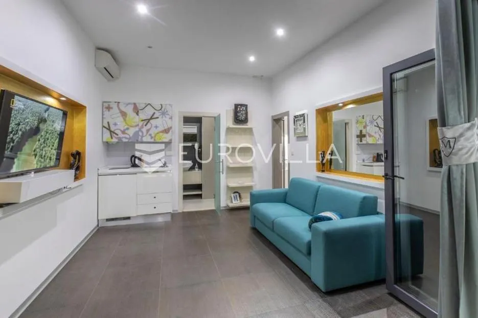 rogoznica, kuća s bazenom i pogledom na more, 352 m² - slika 21
