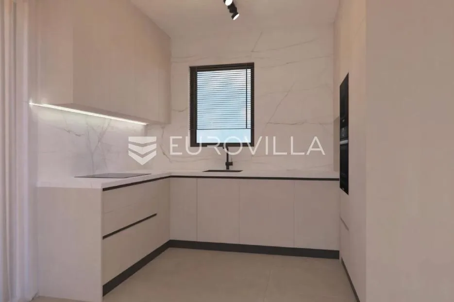 jastrebarsko, kuća u nizu 114,05 m², novogradnja - slika 3