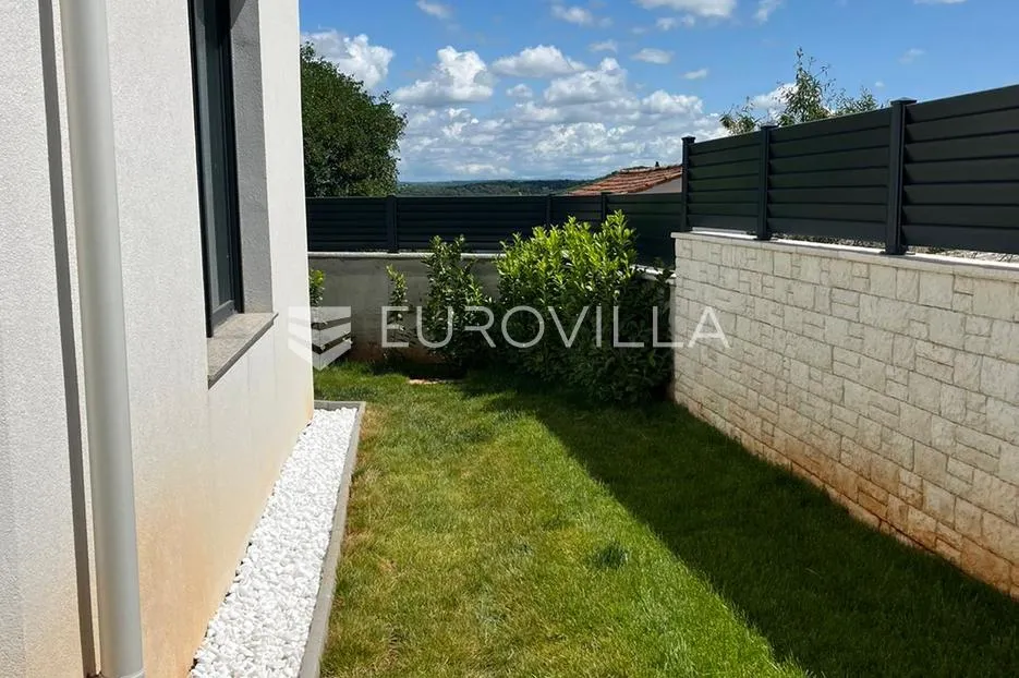rovinjsko selo, novosagrađena prizemnica, bazen, sauna - slika 20