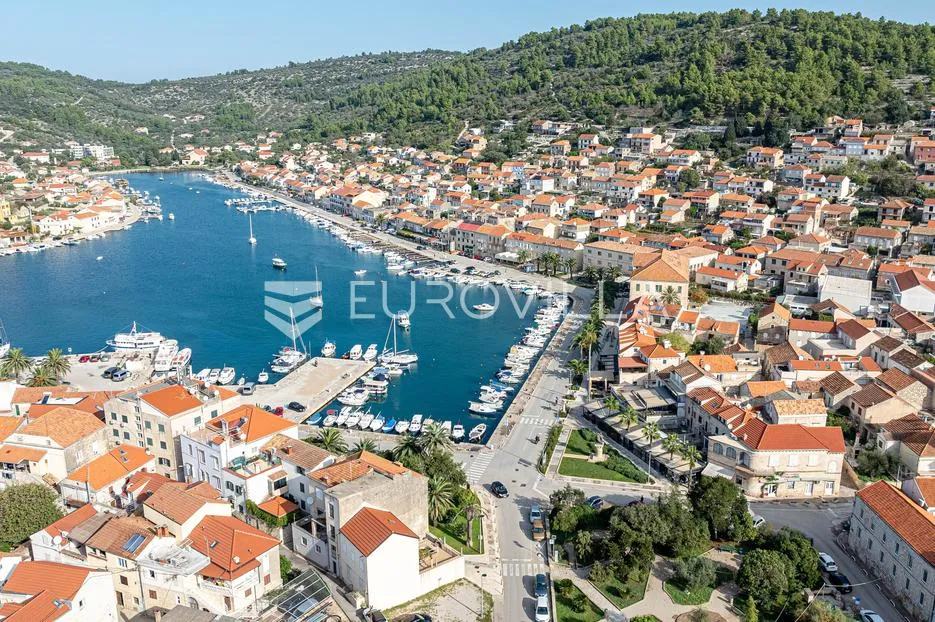 otok korčula, poslovno, stambena kamena zgrada - slika 4