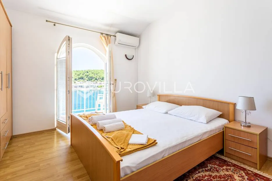 drvenik, makarska rivijera, više apartmanska kuća prvi red do mora - slika 8