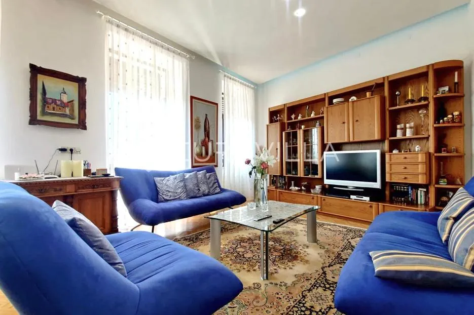 crikvenica, kuća sa 4 apartmana i 2 poslovna prostora, centar, pogled na more - slika 5