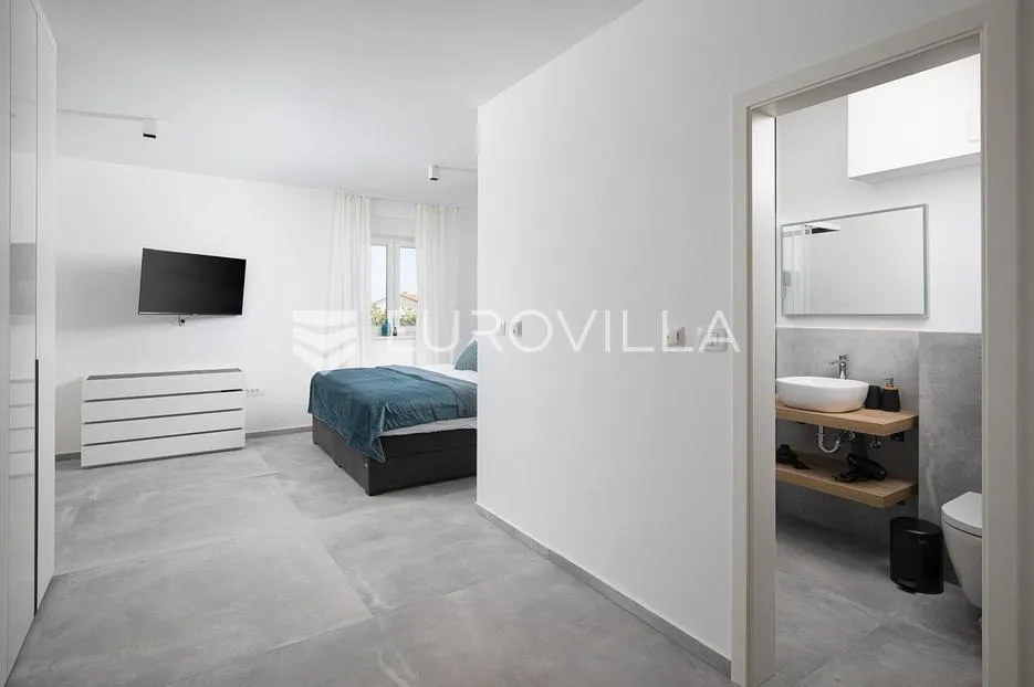fažana, novogradnja, luksuzni penthouse s pogledom na more, 200 m od plaže - slika 28