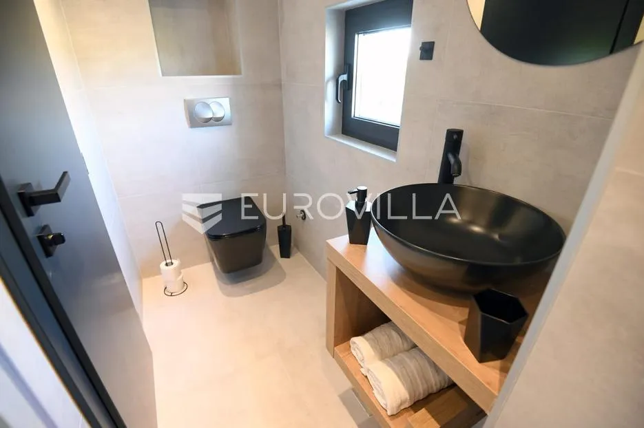 zadar, crno, moderna vila na predivnoj privatnoj lokaciji - slika 34