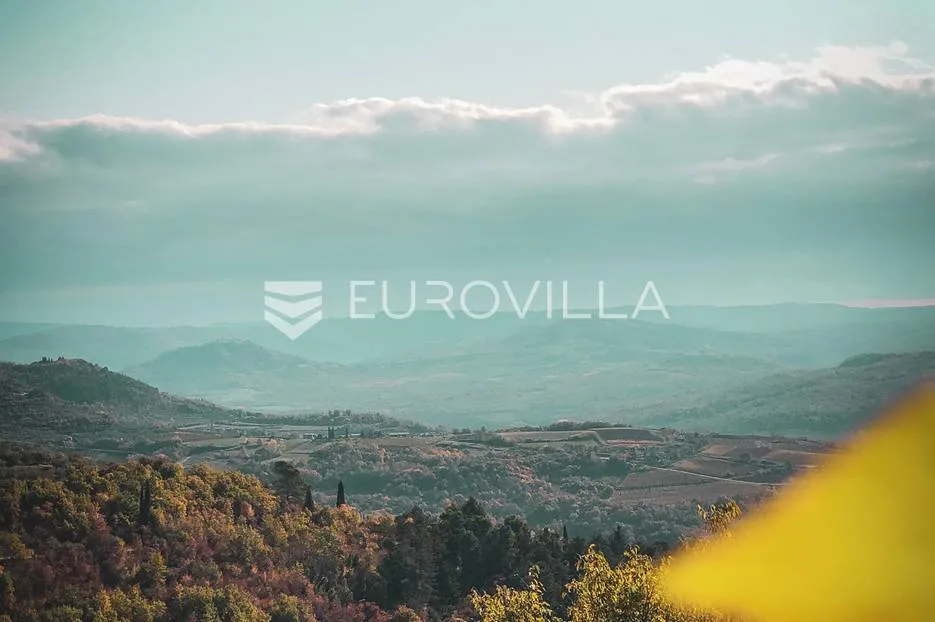 istra, buzet, predivno zemljište površine 139.055 m² - slika 1