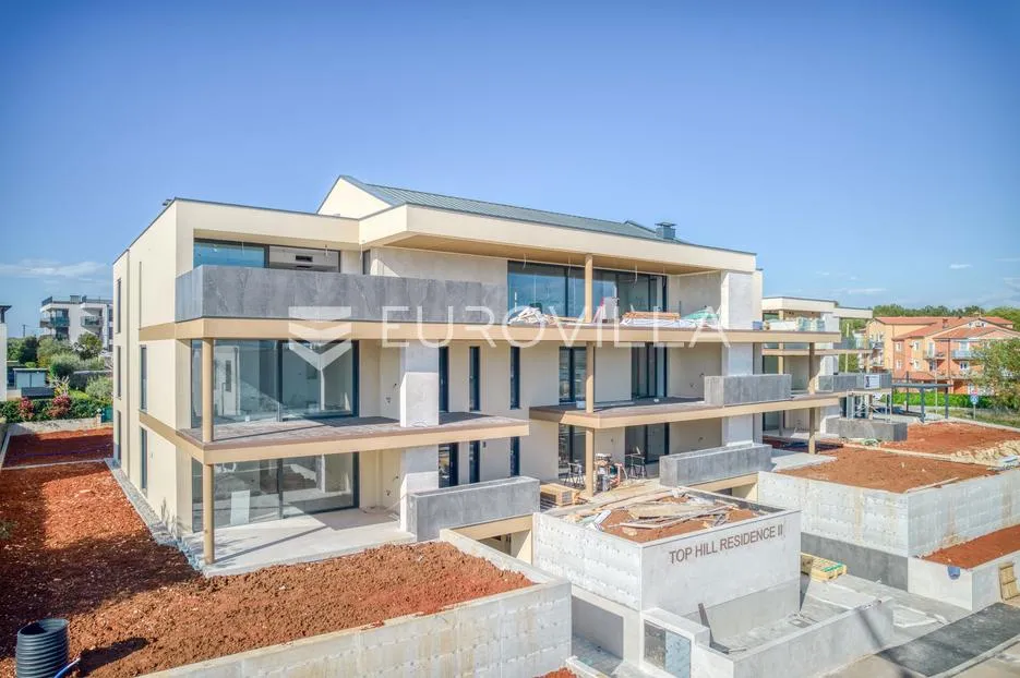 istra, novigrad, stan s 2 spavaće sobe s vrtom u prizemlju 115 m², parkirno mjesto - slika 12