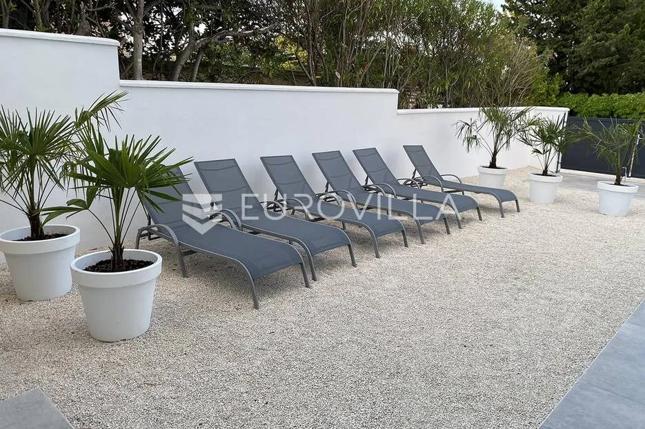 istra, premantura, kuća sa 3 luksuzna apartmana i pogledom na more, nkp 315 m2 - slika 18