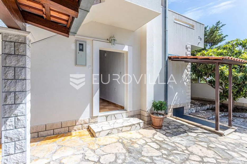 ražanj, mediteranska kuća s uređenom okućnicom, 150m od mora - slika 15