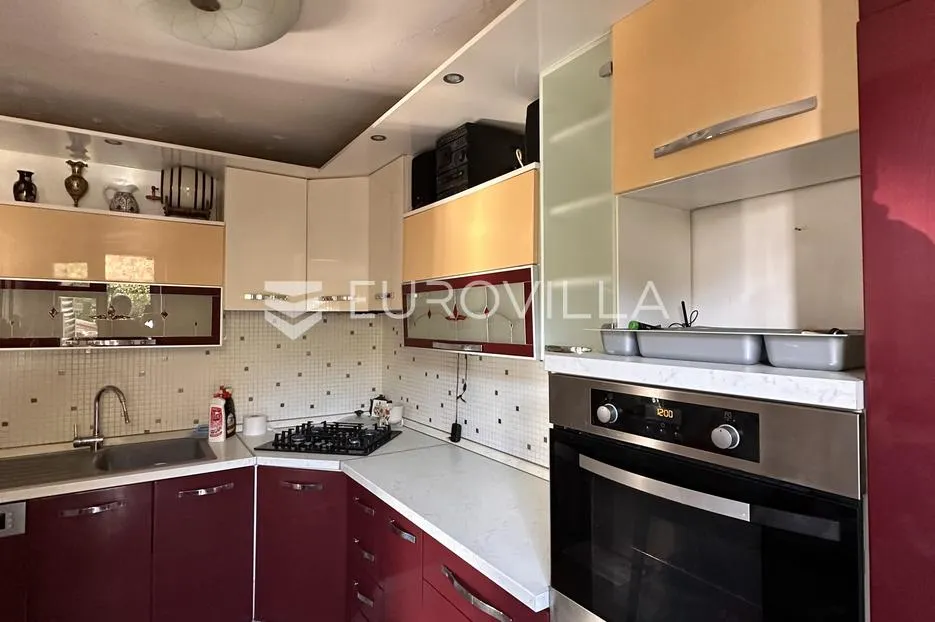 zagreb, perjavica, kuća na zemljištu 1462 m² plus dvije građevinske parcele 1358 m², investicija - slika 18