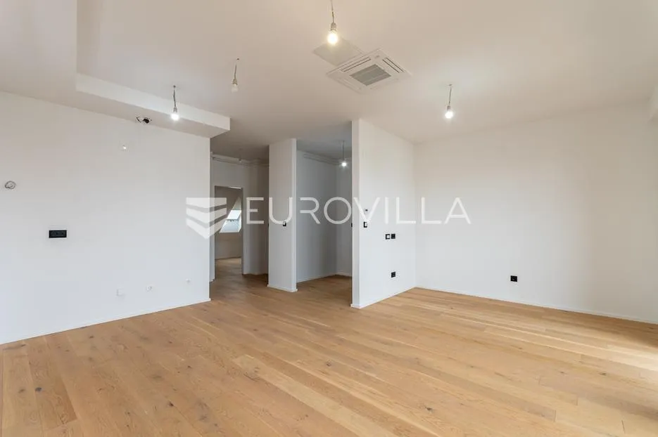 čakovec, centar, atraktivan trosoban stan površine 88,47 m² - slika 2