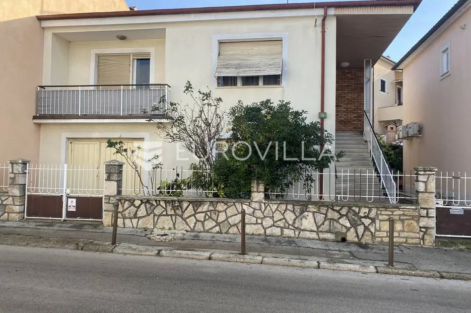istra, pula - dvojna kuća nkp 150 m2 u neposrednom centru grada - slika 2