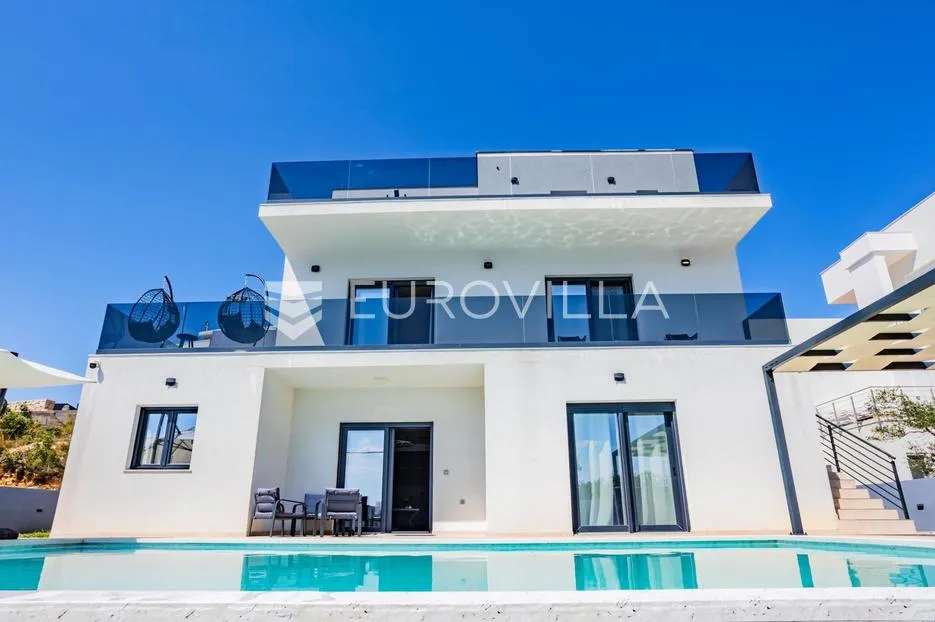 zadar, maslenica, luksuzna villa kraj mora - slika 1