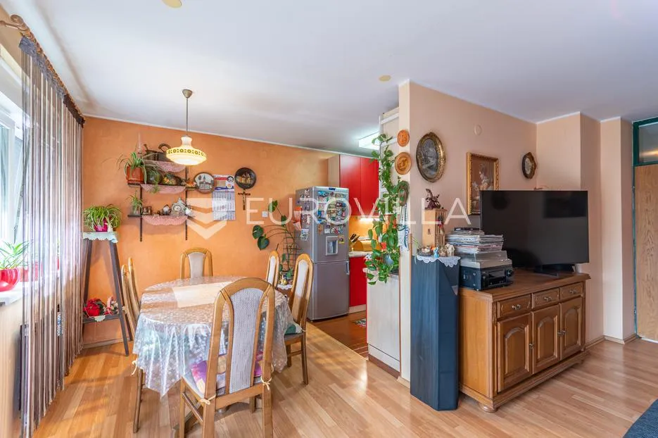 varaždin, bronx, trosoban stan površine 76,3 m² - slika 1