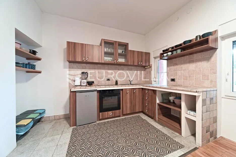 osijek, centar, poslovni prostor a. stepinca, 61 m² stan - slika 4