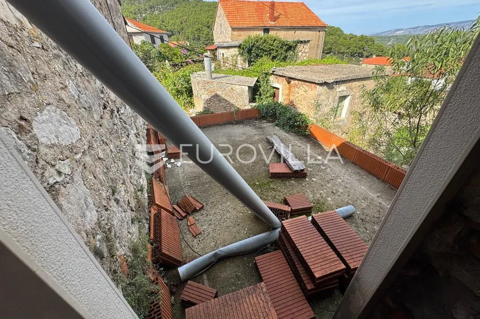 hvar, dol, autentična kamena kuća u mirnom i lijepom mjestu - slika 14