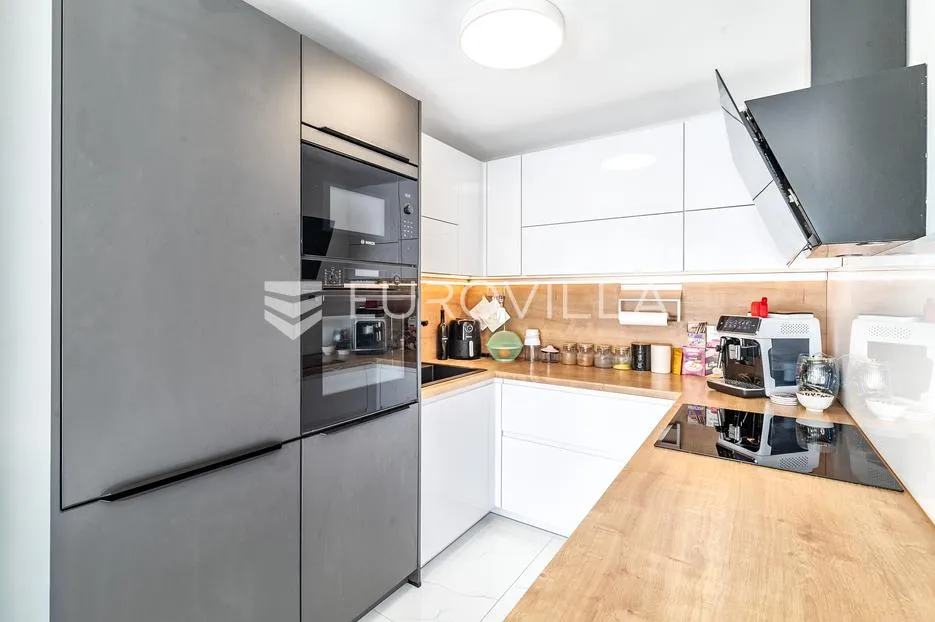 zagreb, gornja dubrava, dva novoadaptirana stana u kući s garažom, 110 m² - slika 4