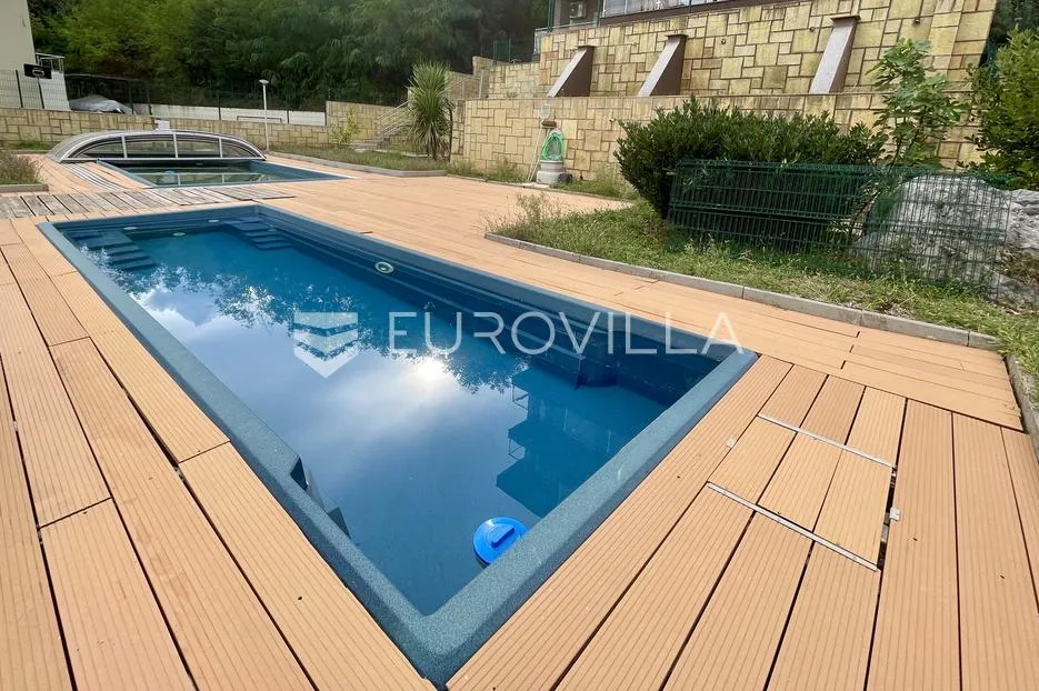 opatija, predivan trosoban stan 91 m², bazen, panoramski pogled na kvarner - slika 14