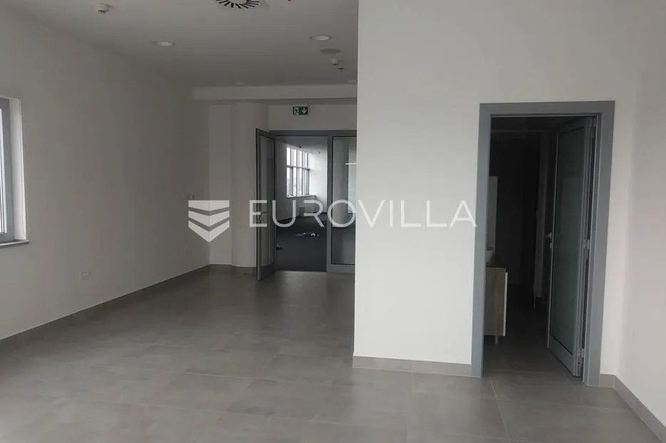 osijek, najam novog poslovnog prostora 215 m² - slika 3