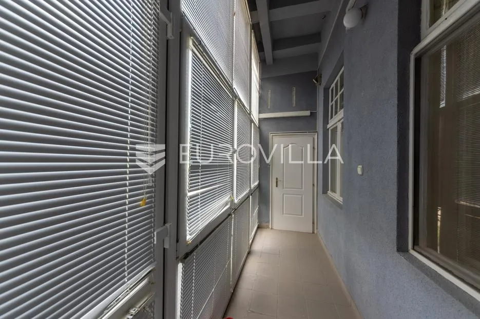 osijek, centar, zakup, opremljena poslovna zgrada prizemlje 650 m² - slika 27