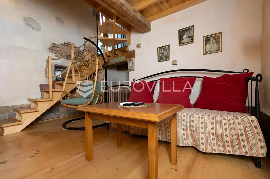 vinodolska općina, bribir, šarmantna vila s pomoćnim objektom i bazenom - slika 26