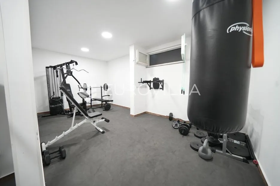 zadar, bili brig luksuzno opremljen trosobni i jednosobni stan s teretanom i spa centrom 241 m² - slika 38