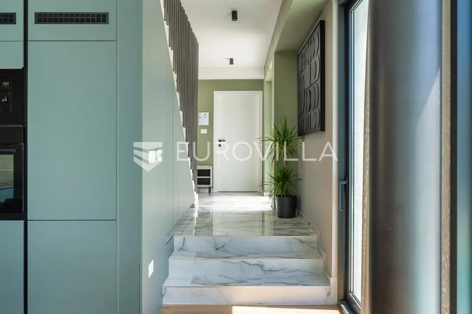 zadar, vrsi, luksuzna vila s bazenom 261 m² - slika 23