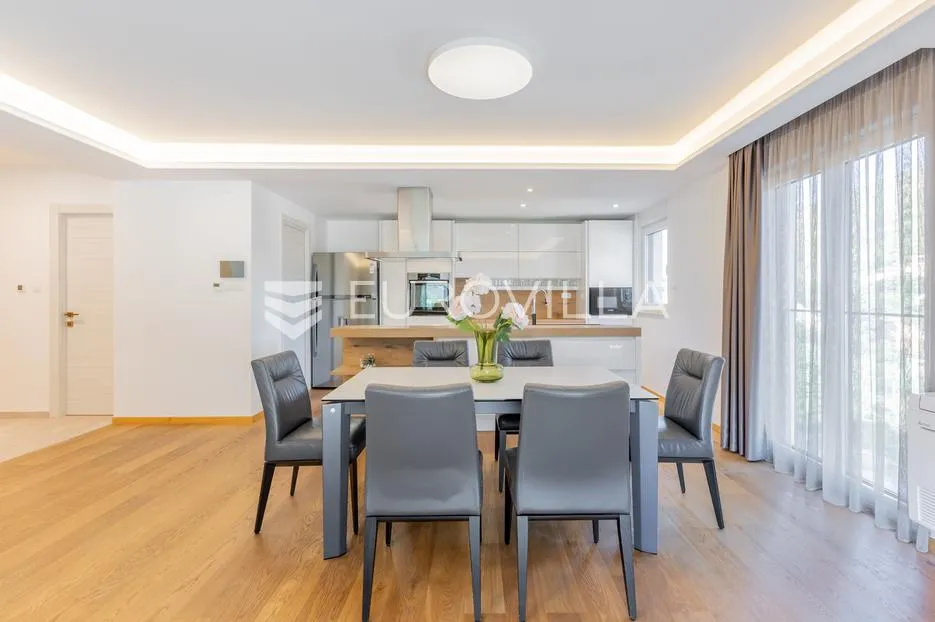 split, žrnovnica, vila s bazenom na mirnoj lokaciji - slika 8