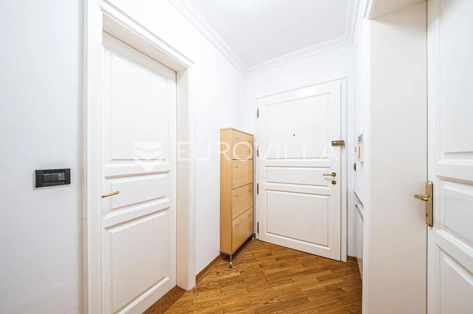 zagreb, goljak, prekrasan trosoban stan 120 m² s parkingom - slika 16
