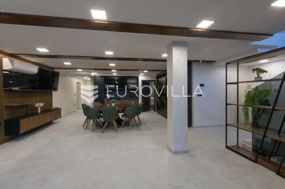 medulin, besprijekornog luksuzna vila 400 m² s bazenom, 300 m od plaže - slika 49