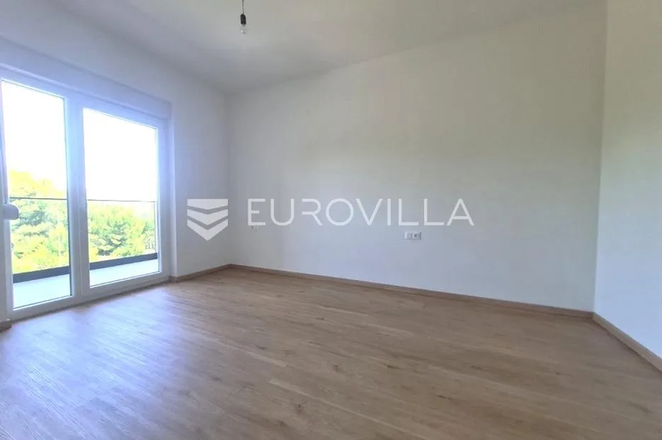 vir, komforan trosoban apartman u centru otoka s pogledom na more i krovnom terasom - slika 41